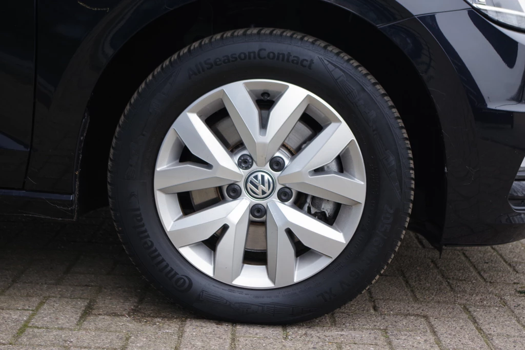 Volkswagen Touran – foto 23