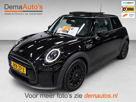 Mini Cooper 1.5 Cooper BLACK-EDITION PANO/H-UP/NAVI/CAM/DAB/CARPLAY/H-KARDON///