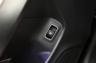 Mercedes-Benz CLA – thumbnail 13