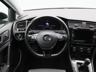 Volkswagen Golf – thumbnail 34
