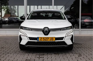 Renault Megane E-Tech – thumbnail 5
