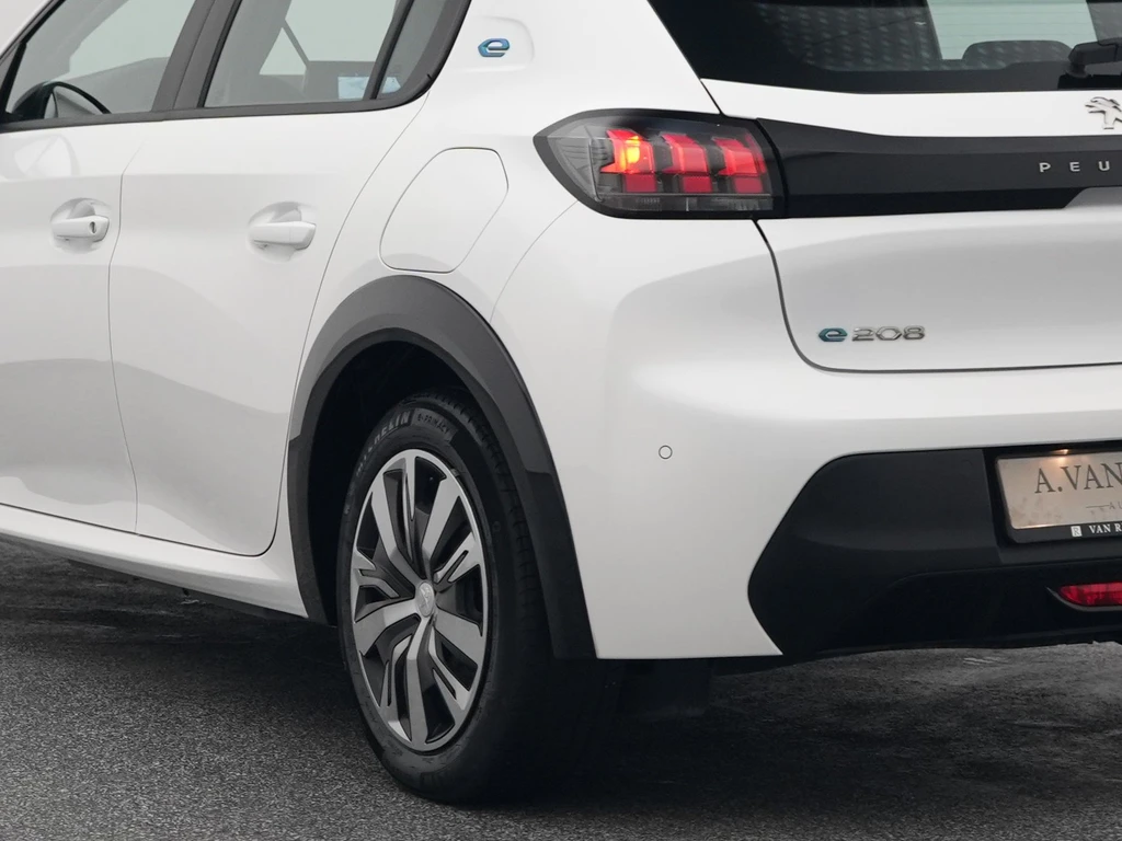 Peugeot e-208 – foto 5