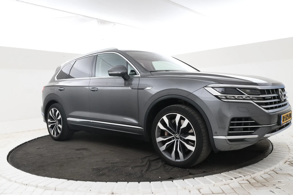 Volkswagen Touareg – foto 5