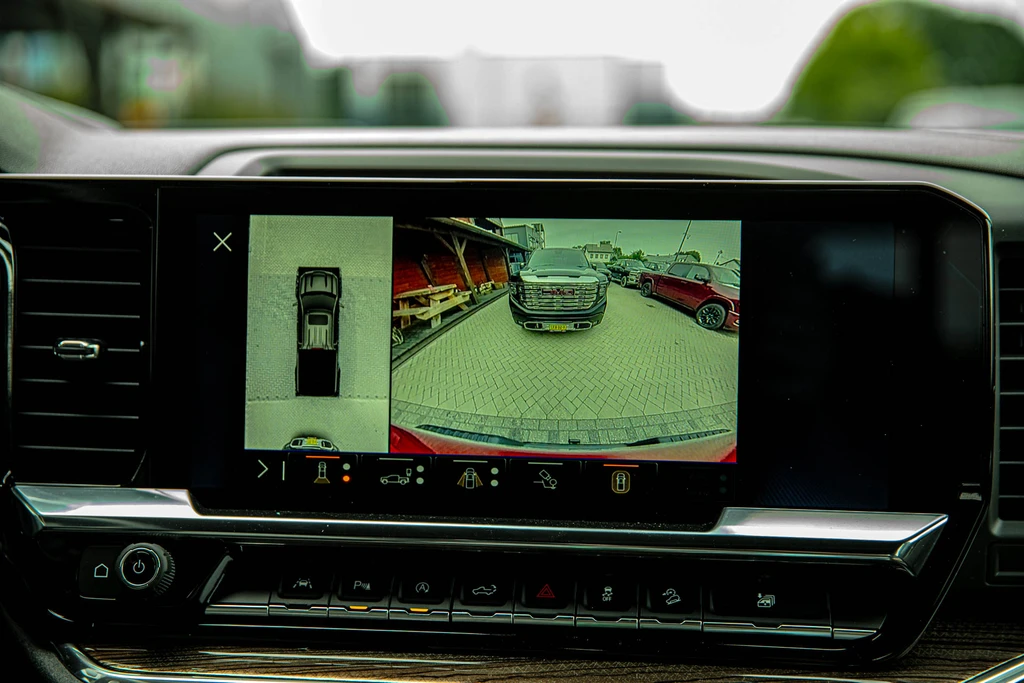 Chevrolet Silverado – foto 18