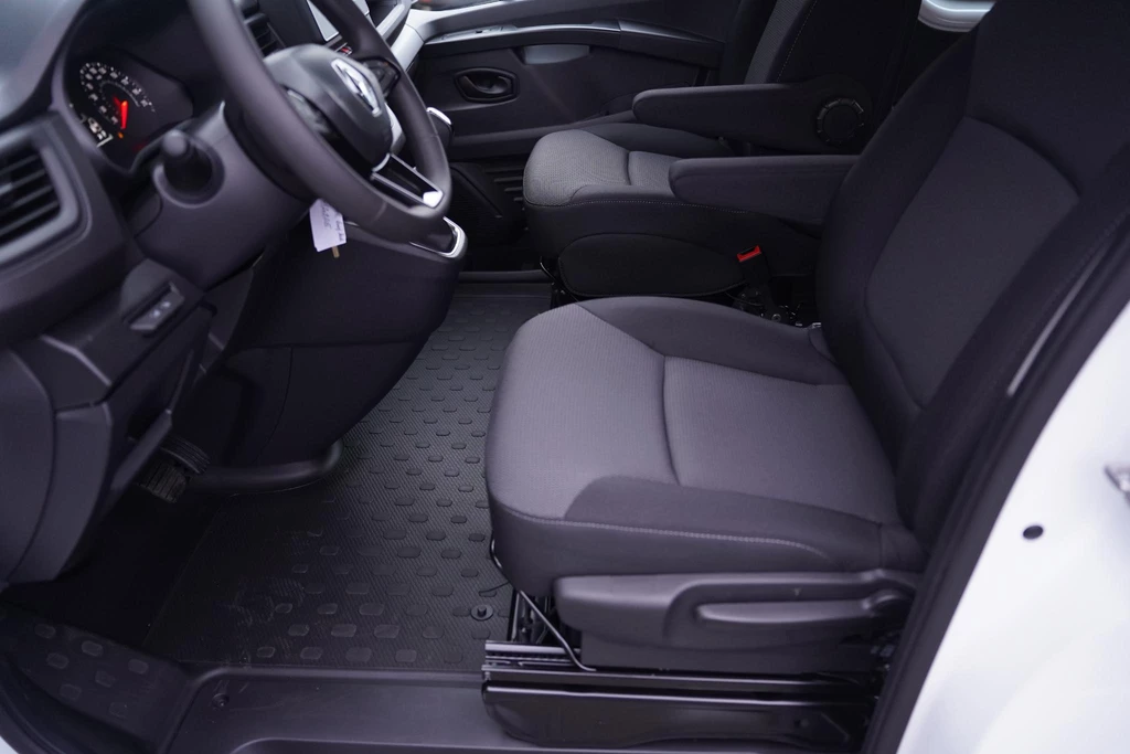 Renault Trafic – foto 21