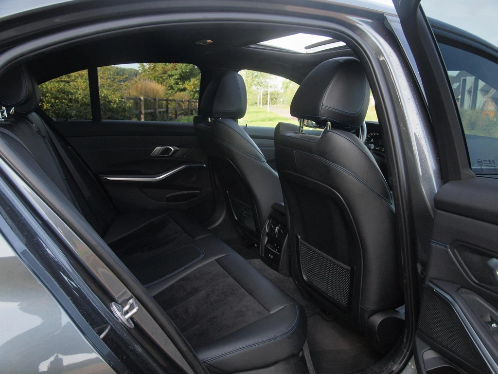 BMW 3 Serie – foto 31