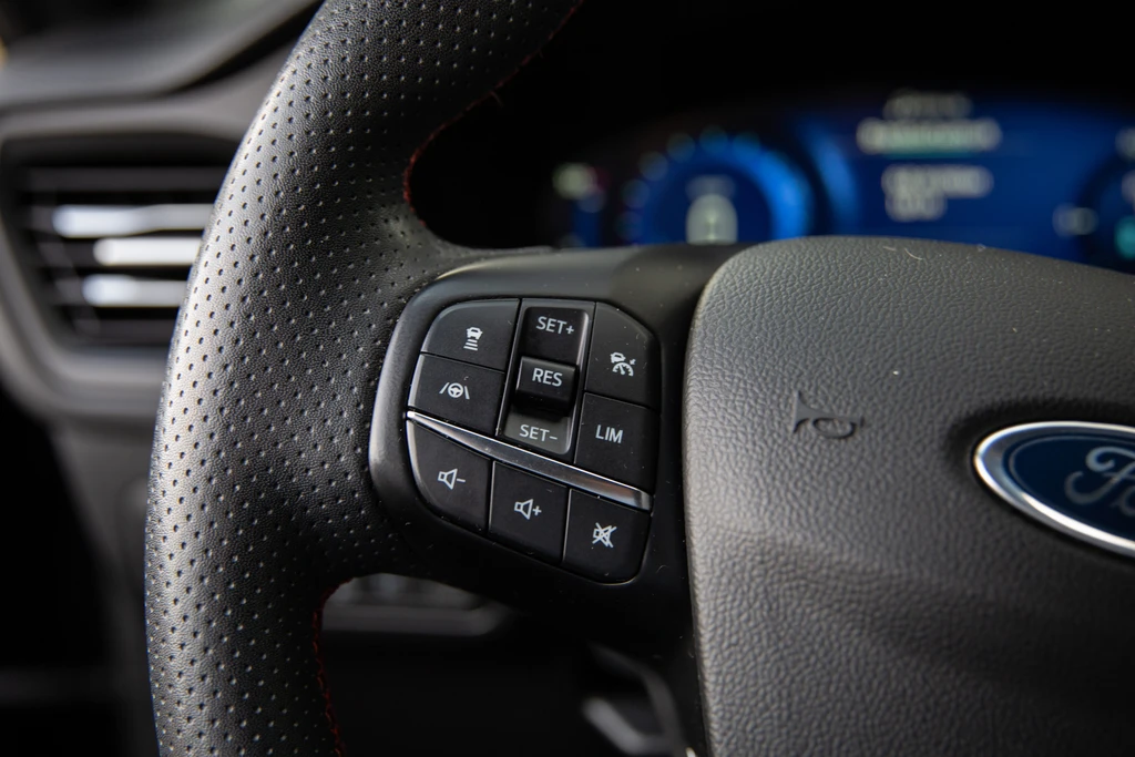 Ford Kuga – foto 12