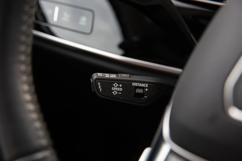 Audi A8 – foto 15