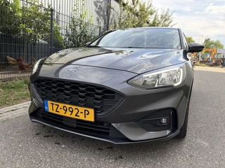 Ford Focus – thumbnail 3