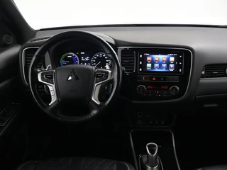 Mitsubishi Outlander – thumbnail 8