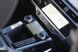 Jaguar I-PACE – thumbnail 12