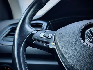 Volkswagen T-Roc – thumbnail 24