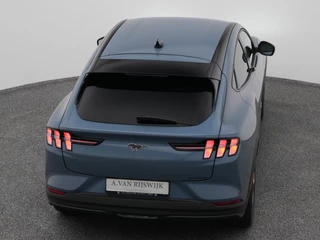 Ford Mustang Mach-E – thumbnail 12