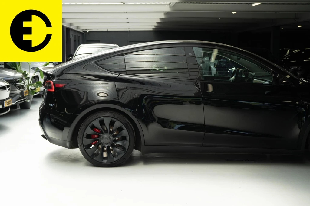Tesla Model Y – foto 16