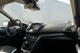 Ford Kuga – thumbnail 11