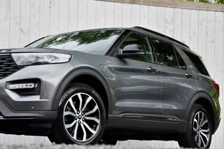 Ford Explorer – thumbnail 2