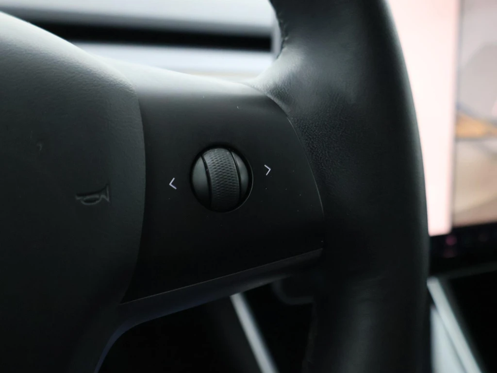 Tesla Model 3 – foto 26