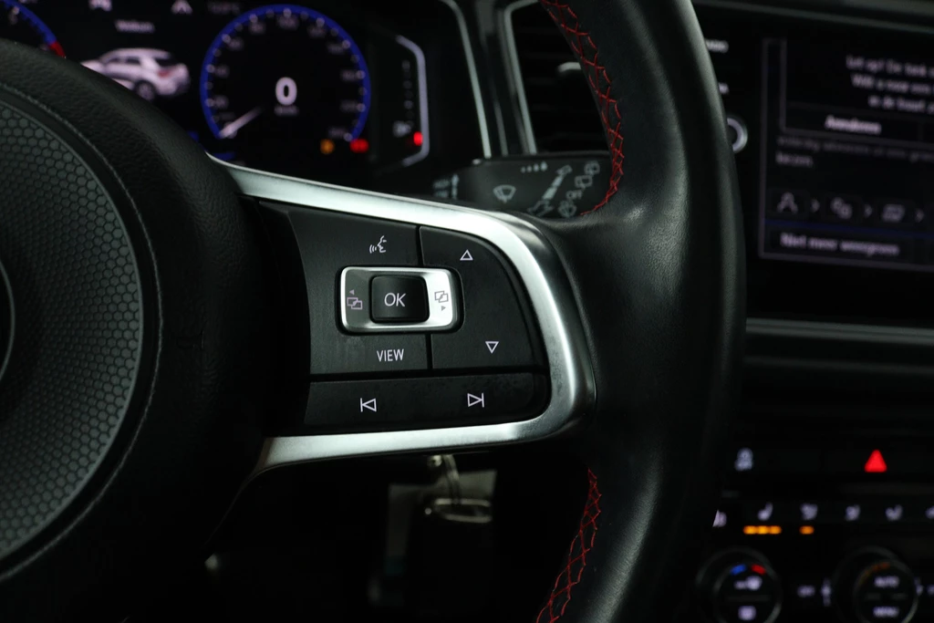 Volkswagen T-Roc – foto 13