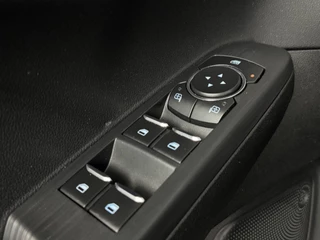 Ford Kuga – thumbnail 16