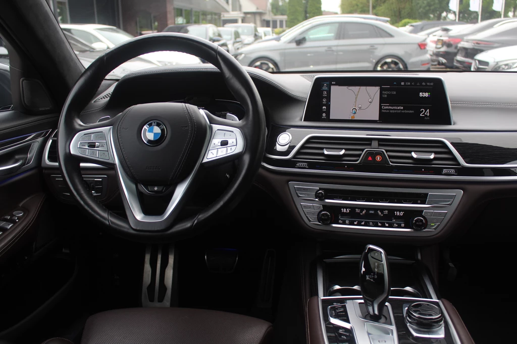 BMW 7 Serie – foto 13