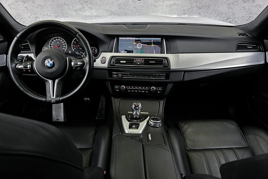 BMW M5 – foto 10