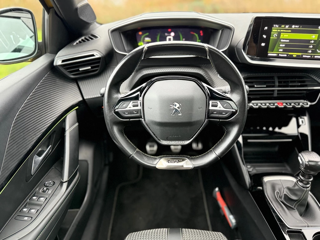 Peugeot 208 – foto 22