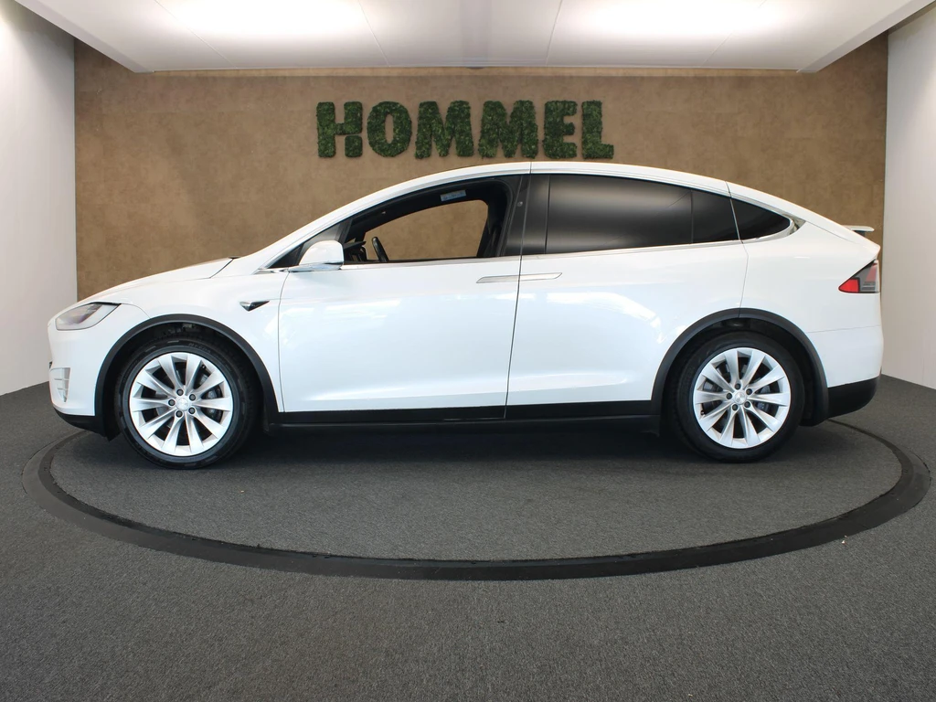Tesla Model X – foto 3