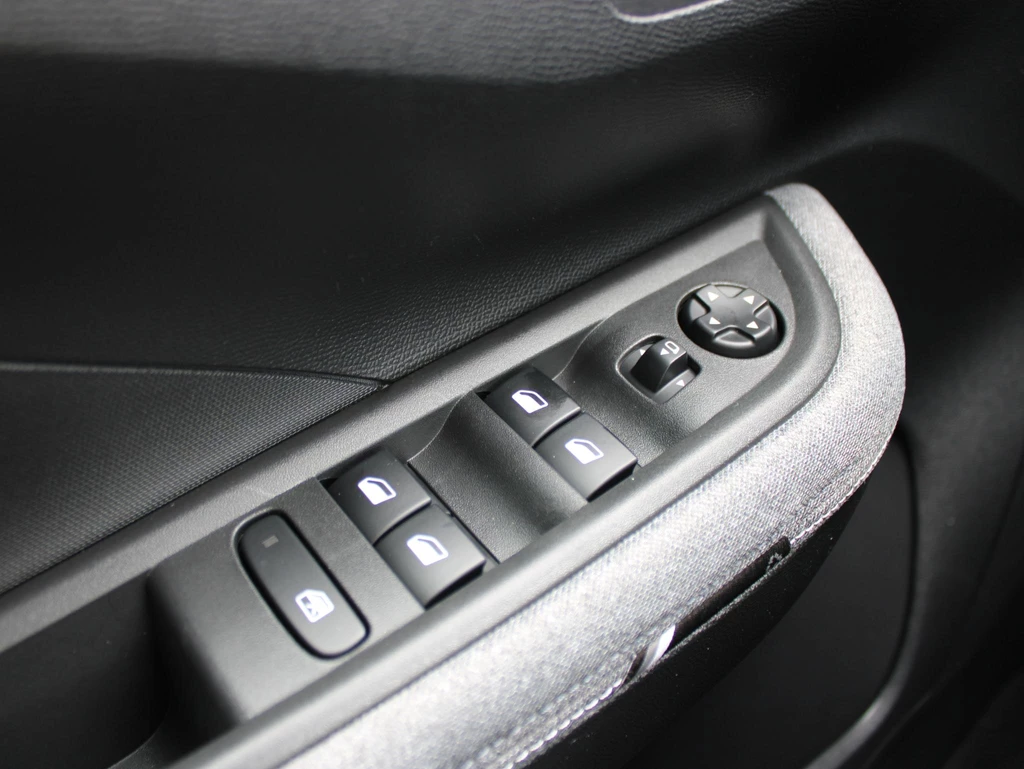 Opel Frontera – foto 20