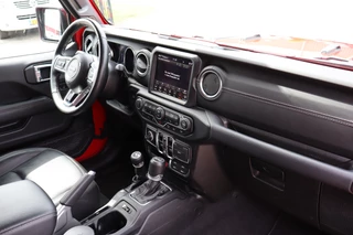 Jeep Wrangler – thumbnail 9