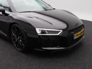 Audi R8 – thumbnail 10