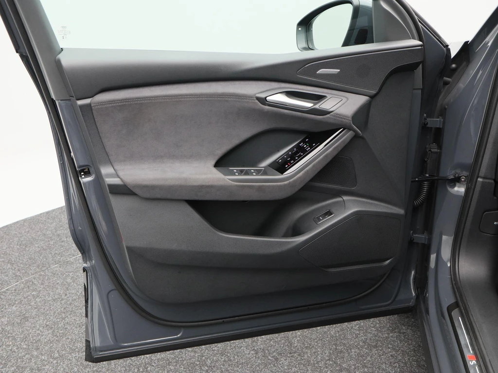 Audi Q6 e-tron – foto 21