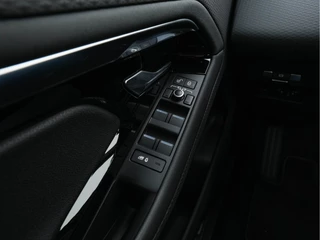 Land Rover Range Rover Evoque – thumbnail 24