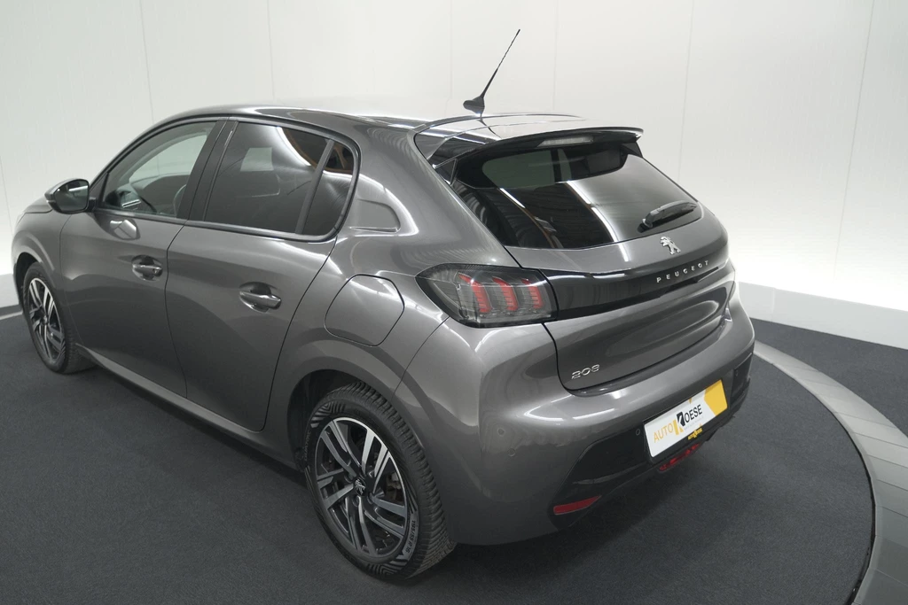 Peugeot 208 – foto 8