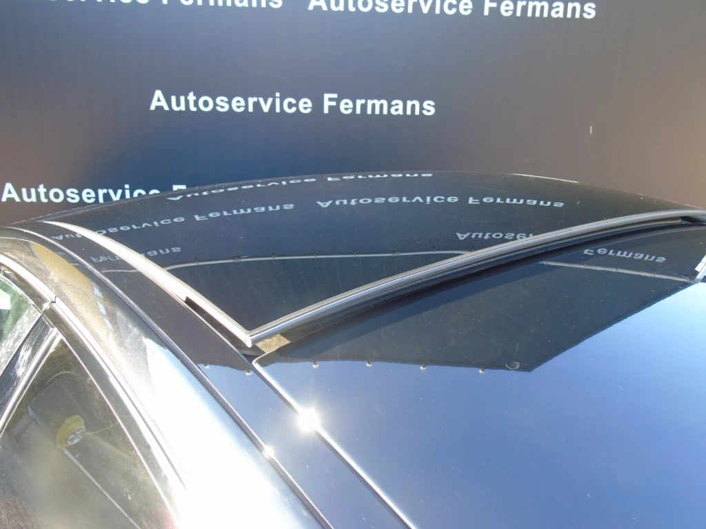 Jaguar XE – foto 21