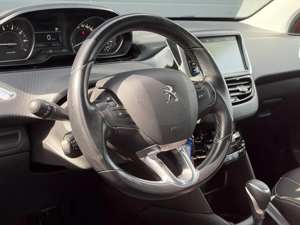 Peugeot 208 – foto 6