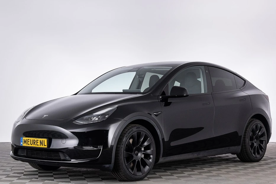 Tesla Model Y – foto 1