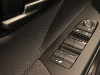 Toyota C-HR – thumbnail 15