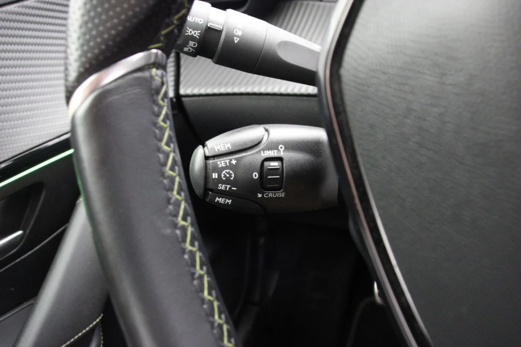 Peugeot 208 – foto 18