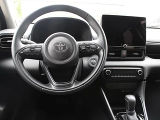 Toyota Yaris – thumbnail 7