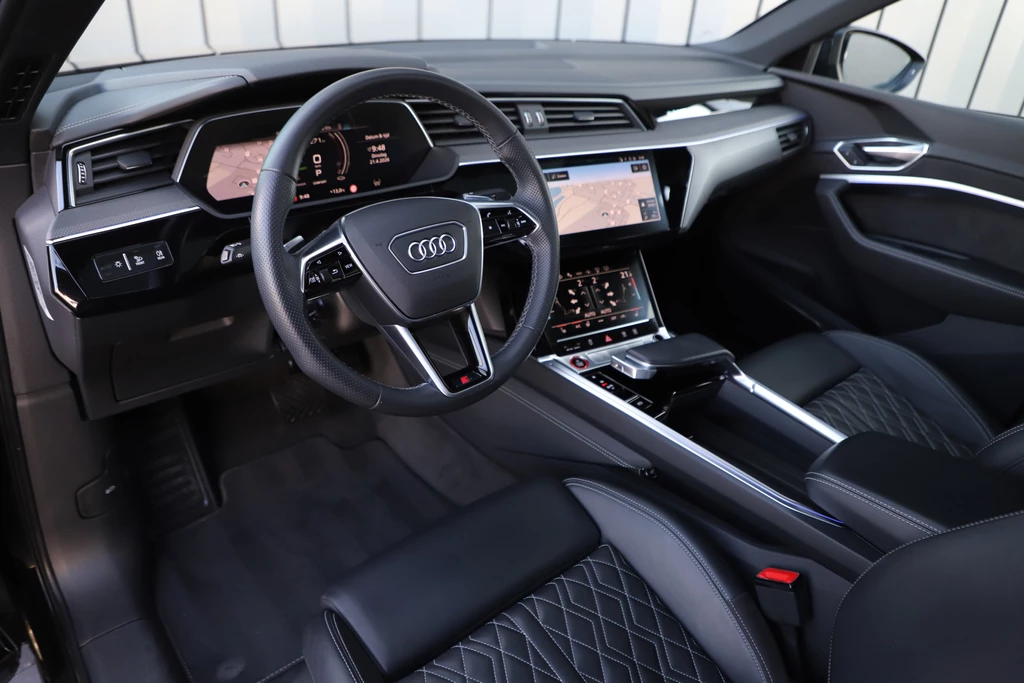 Audi e-tron – foto 10