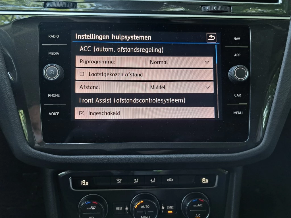 Volkswagen Tiguan – foto 17