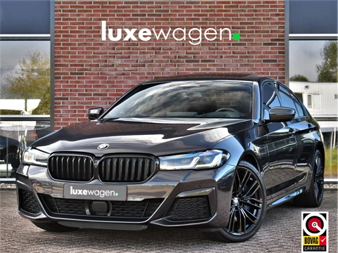 BMW 5 Serie 545e xDrive M-Sport Pano Comfseat HUD ACC H/K 360 Laser