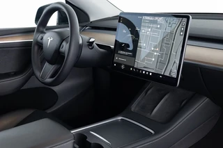 Tesla Model Y – thumbnail 7