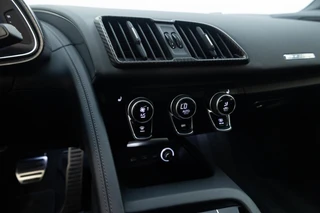 Audi R8 – thumbnail 29