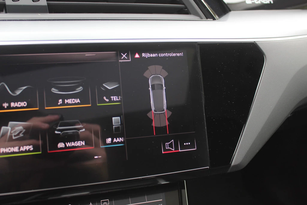 Audi e-tron – foto 25