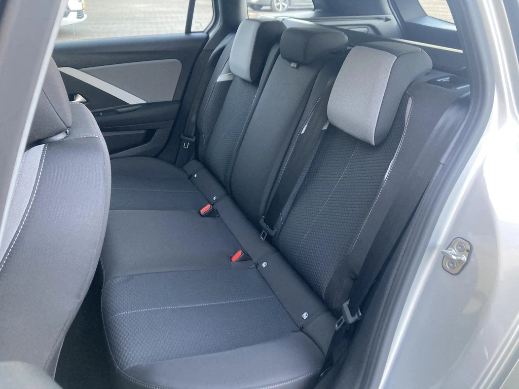 Opel Astra – foto 11