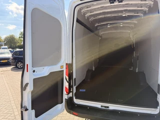 Ford Transit – thumbnail 25