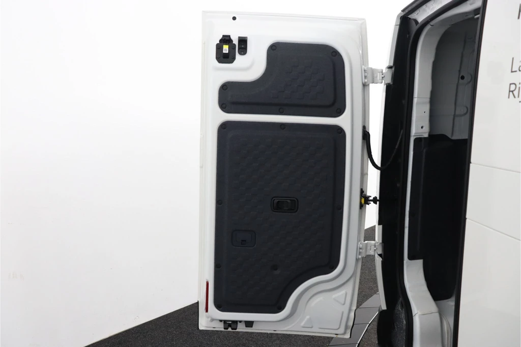 Kia PV5 – foto 33