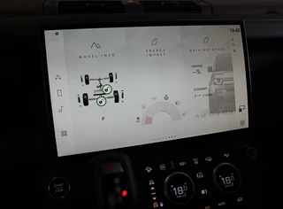Land Rover Defender – thumbnail 35