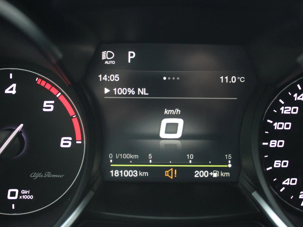 Alfa Romeo Stelvio – foto 12